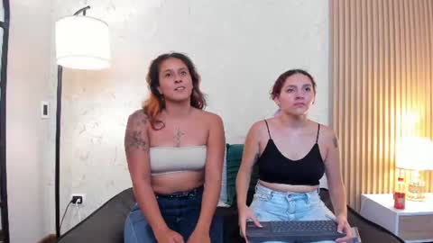 Snapshot of aliceandsia chatting on 26, 6, 2026 Alice and Asia online show from 26, 6, 2026