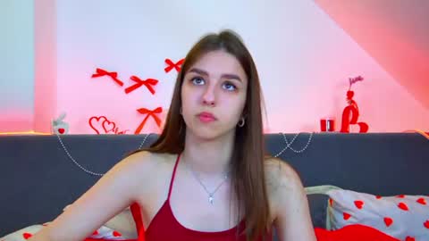 Snapshot of aliceatkin chatting on 18, 6, 2026 Alice online show from 18, 6, 2026