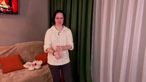 Snapshot of alicebarton__ chatting on 28, 4, 2026 Alice online show from 28, 4, 2026