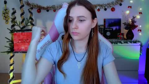 Snapshot of alicecharmy chatting on 15, 12, 2025 alicecharmy online show from 15, 12, 2025