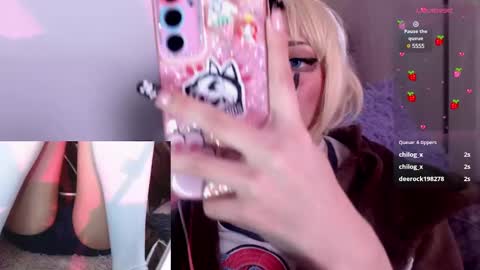 Snapshot of alicedang3r chatting on 7, 3, 2025 Alice online show from 7, 3, 2025