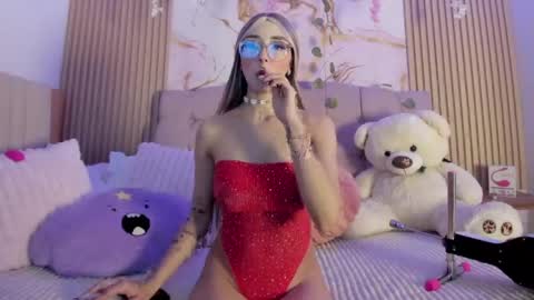 Snapshot of alicee1_ chatting on 29, 4, 2026 Aliice online show from 29, 4, 2026