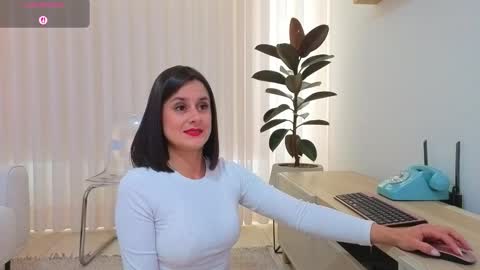 Snapshot of alicee_milf_ chatting on 13, 3, 2026 Aleja online show from 13, 3, 2026