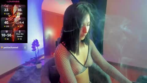 Snapshot of alicee_roos chatting on 21, 3, 2026 Alice online show from 21, 3, 2026