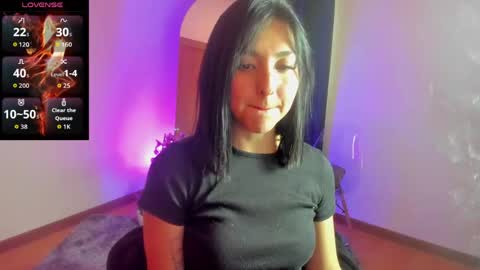 Snapshot of alicee_roos chatting on 13, 4, 2026 Alice online show from 13, 4, 2026