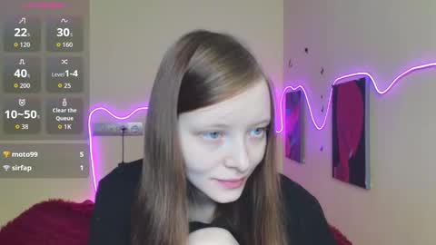 Snapshot of alicehariss chatting on 28, 9, 2025 Alie online show from 28, 9, 2025