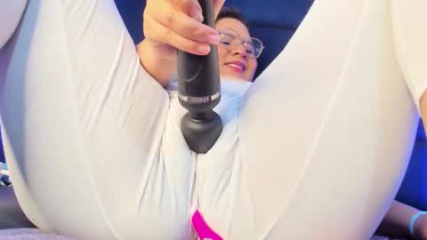 Snapshot of alicehott_05 chatting on 4, 3, 2026 alicehott_05 online show from 4, 3, 2026