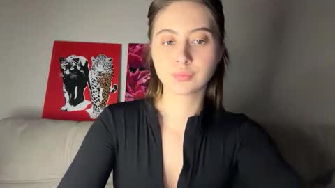 Snapshot of aliceinlustland chatting on 2, 4, 2026 aliceinlustland online show from 2, 4, 2026