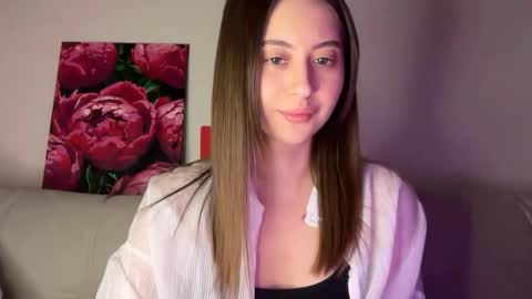 Snapshot of aliceinlustland chatting on 5, 4, 2026 aliceinlustland online show from 5, 4, 2026