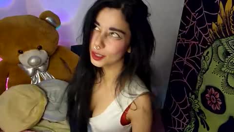 Snapshot of alicekingdom chatting on 29, 11, 2025 Alicekingdom online show from 29, 11, 2025