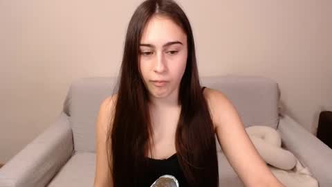 Snapshot of alicekollt chatting on 29, 12, 2024 alicekollt online show from 29, 12, 2024