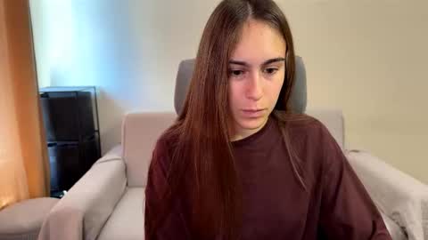 Snapshot of alicekollt chatting on 25, 9, 2025 alicekollt online show from 25, 9, 2025