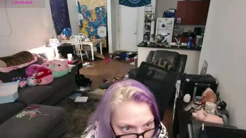 Alice Liddell online show from 15, 4, 2026