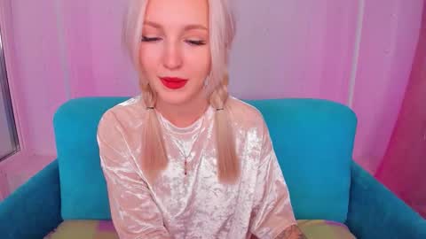 alicemonro online show from 1, 11, 2025