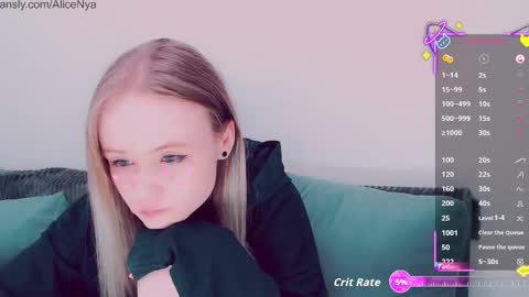 Snapshot of alicenya chatting on 31, 10, 2025 Alice online show from 31, 10, 2025