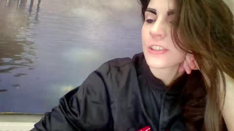 Snapshot of alicetailorrr chatting on 6, 5, 2026 AliceTailorrr online show from 6, 5, 2026