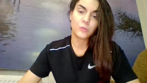Snapshot of alicetailorrr chatting on 16, 5, 2026 AliceTailorrr online show from 16, 5, 2026