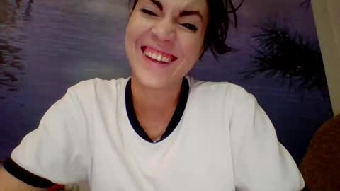 Snapshot of alicetailorrr chatting on 25, 5, 2026 AliceTailorrr online show from 25, 5, 2026