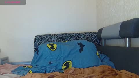 Snapshot of alicewoolfy chatting on 21, 9, 2025 AliceWoolfy online show from 21, 9, 2025