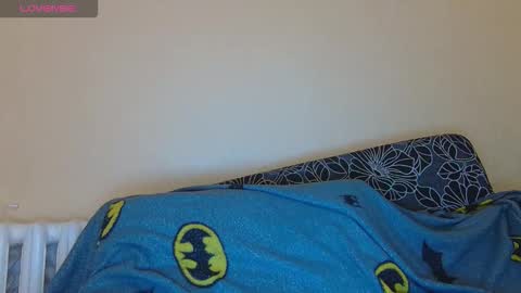 Snapshot of alicewoolfy chatting on 22, 9, 2025 AliceWoolfy online show from 22, 9, 2025