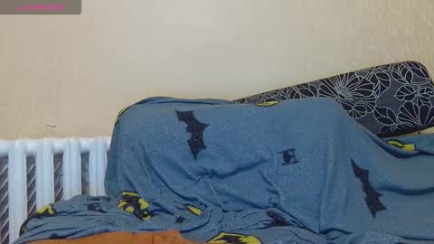 Snapshot of alicewoolfy chatting on 25, 9, 2025 AliceWoolfy online show from 25, 9, 2025