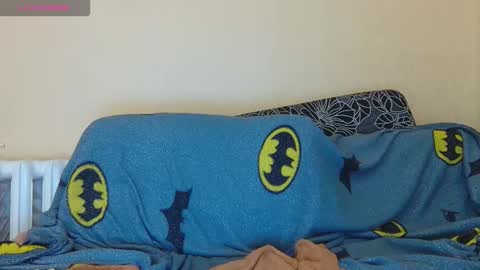 Snapshot of alicewoolfy chatting on 30, 9, 2025 AliceWoolfy online show from 30, 9, 2025