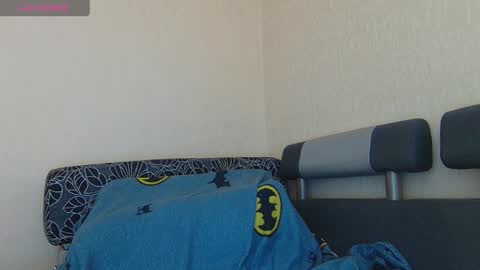 Snapshot of alicewoolfy chatting on 6, 4, 2026 AliceWoolfy online show from 6, 4, 2026