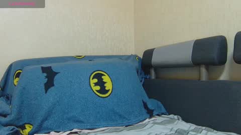 Snapshot of alicewoolfy chatting on 11, 7, 2026 AliceWoolfy online show from 11, 7, 2026