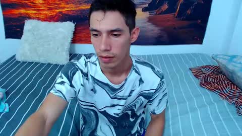 CATALINA Y ANDRES online show from 28, 1, 2025