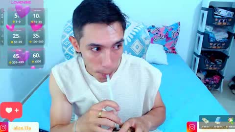 CATALINA Y ANDRES online show from 12, 3, 2025
