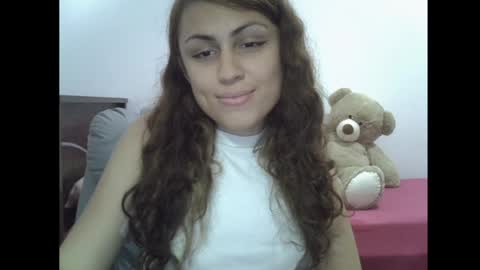 Snapshot of alicia_axiom chatting on 6, 4, 2026 alicia_axiom online show from 6, 4, 2026