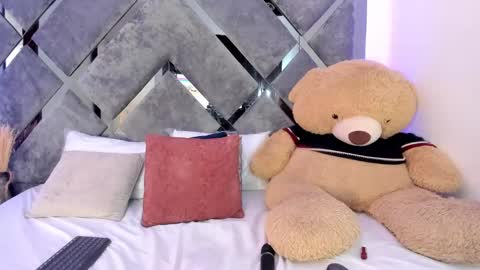 Alice  online show from 2, 2, 2025