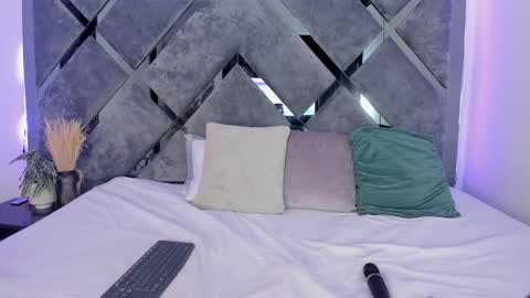 Alice  online show from 10, 2, 2025