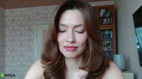 Snapshot of alicia_savory chatting on 6, 4, 2026 Alicia online show from 6, 4, 2026