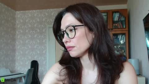 Alicia online show from 17, 6, 2026