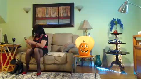 Snapshot of aliciadehart181 chatting on 12, 10, 2025 Alicia deHart  Help me reach 1000 Followers. Its FREE online show from 12, 10, 2025