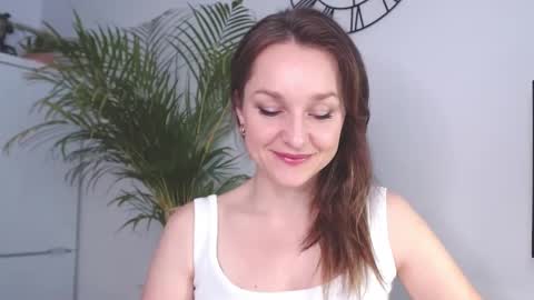 Alicia online show from 3, 2, 2025