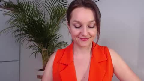 Alicia online show from 6, 2, 2025