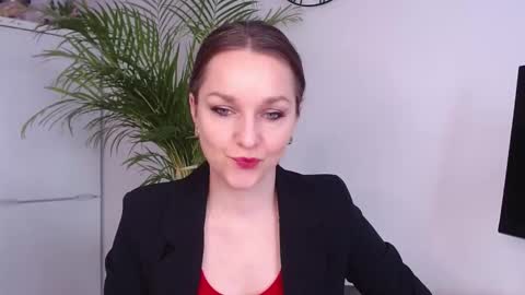 Alicia online show from 5, 3, 2025