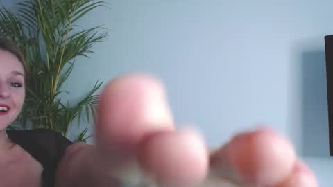 Alicia online show from 31, 10, 2025