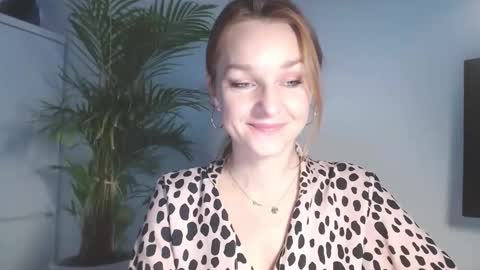 Snapshot of alicialux chatting on 4, 2, 2026 Alicia online show from 4, 2, 2026