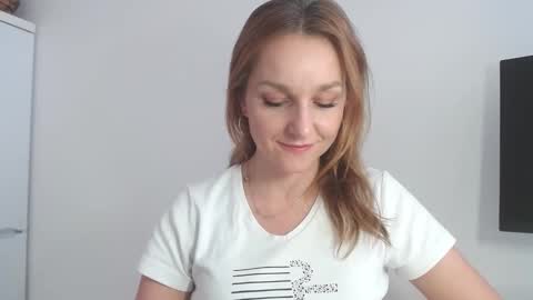 Snapshot of alicialux chatting on 16, 2, 2026 Alicia online show from 16, 2, 2026