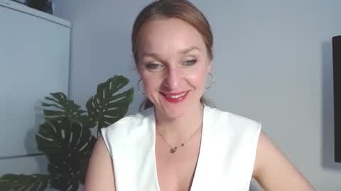 Snapshot of alicialux chatting on 23, 3, 2026 Alicia online show from 23, 3, 2026