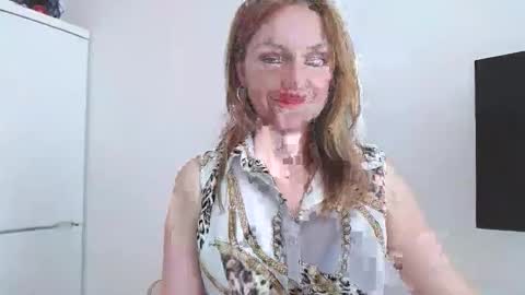 Snapshot of alicialux chatting on 31, 3, 2026 Alicia online show from 31, 3, 2026