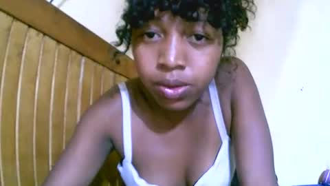 Snapshot of alicianah chatting on 15, 10, 2025 alicianah online show from 15, 10, 2025