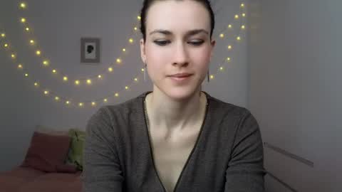 Snapshot of alicianoveli chatting on 6, 6, 2026 alicianoveli online show from 6, 6, 2026