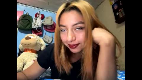 Snapshot of alicie_oconoor chatting on 8, 4, 2026 Karla Oconoor online show from 8, 4, 2026