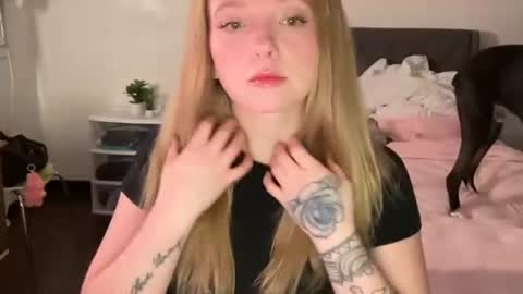 Snapshot of aliencowgirl444 chatting on 14, 4, 2026 spaceprincess online show from 14, 4, 2026