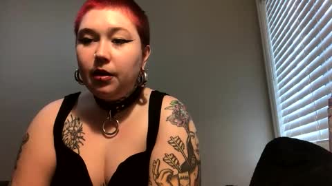 Snapshot of alientboy chatting on 13, 4, 2026 alientboy online show from 13, 4, 2026