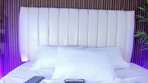 Snapshot of alihamilton_ chatting on 23, 9, 2025 Aliha online show from 23, 9, 2025